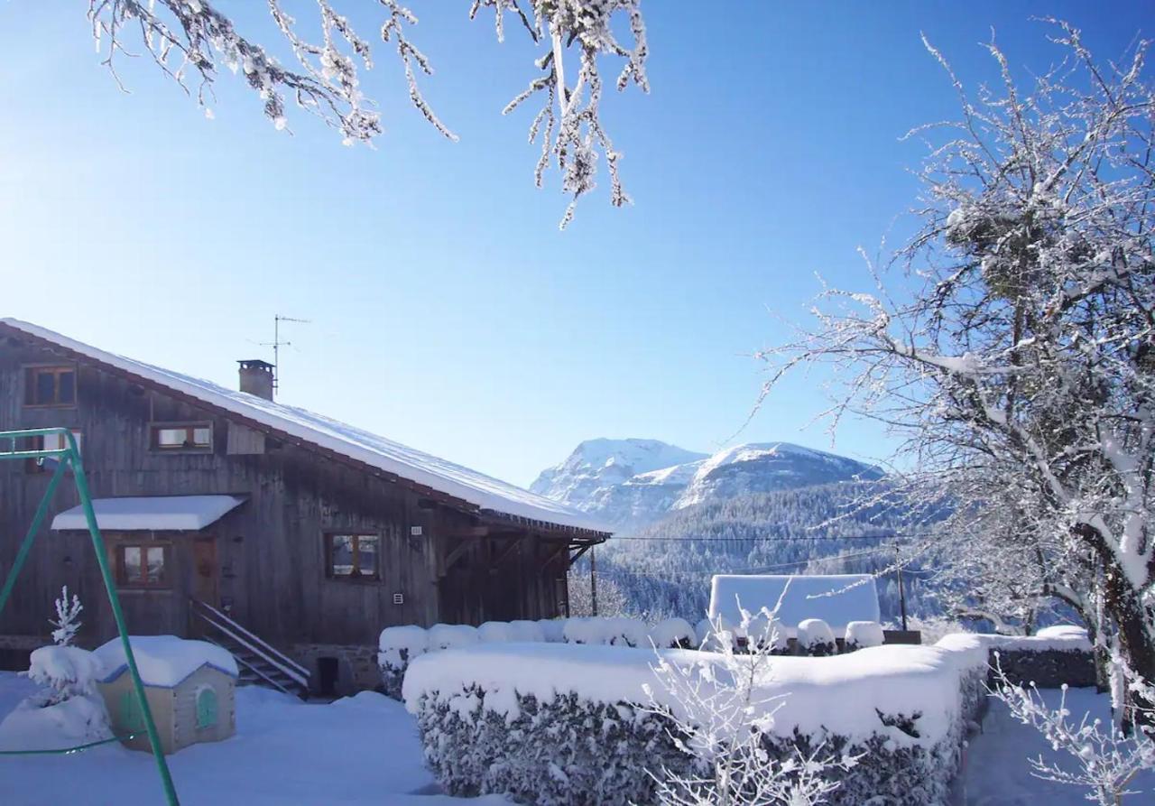 La Ferme Des Cousines Apartment Saint-Sigismond  Bagian luar foto