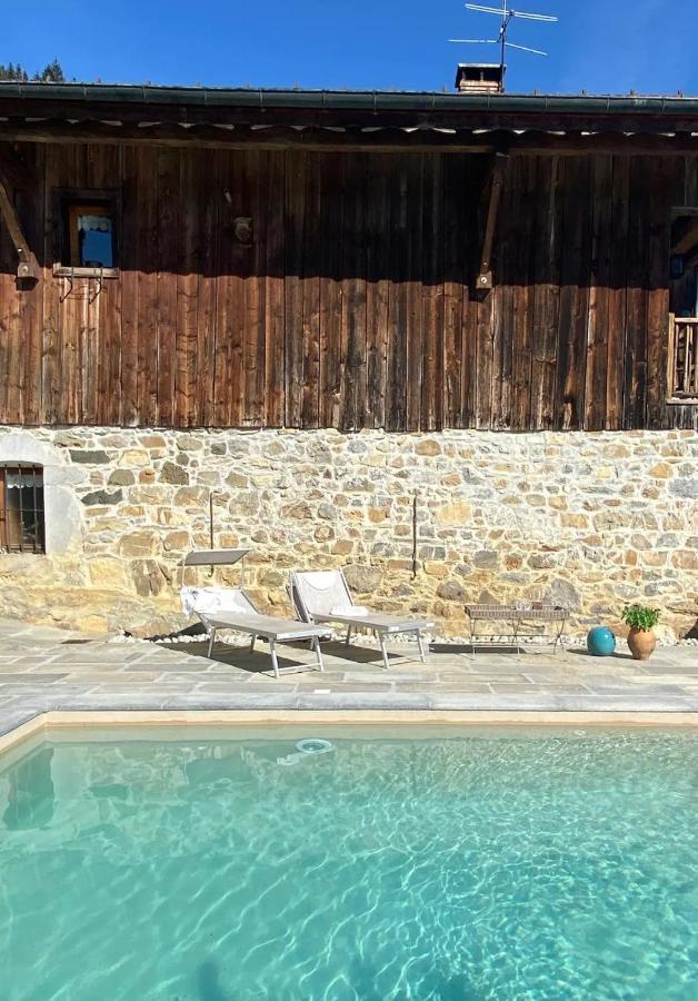 La Ferme Des Cousines Apartment Saint-Sigismond  Bagian luar foto