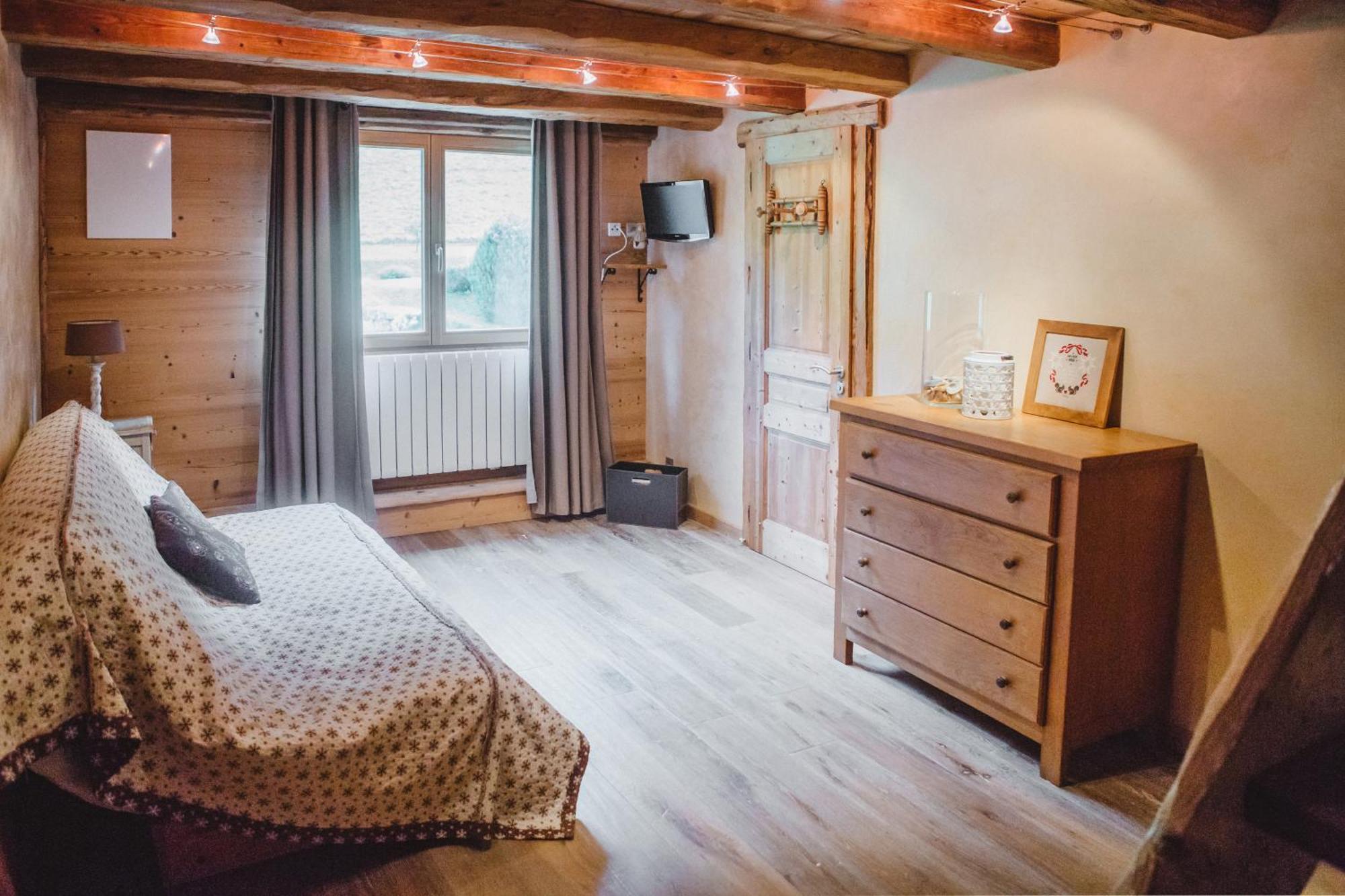 La Ferme Des Cousines Apartment Saint-Sigismond  Bagian luar foto